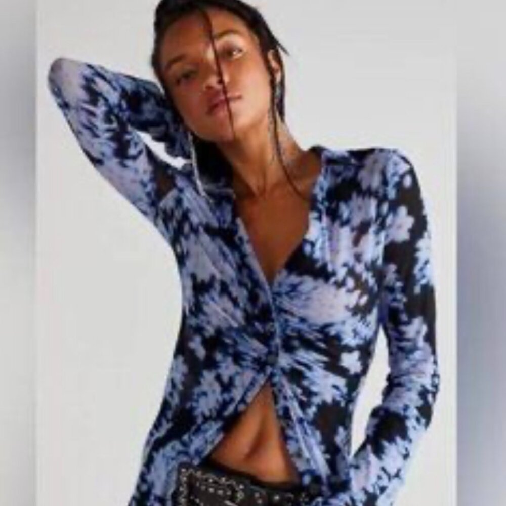 Free People Shirtee Top - L